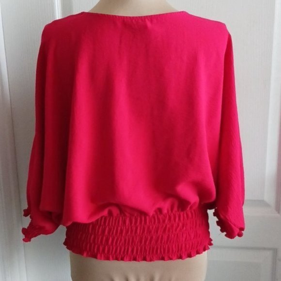 Vince Camuto Bright Red Smoked Dolman Sleeve Top Blouse Sz. Medium - Picture 9 of 13